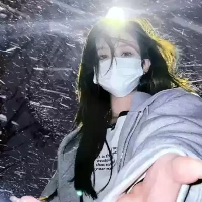沈忆山